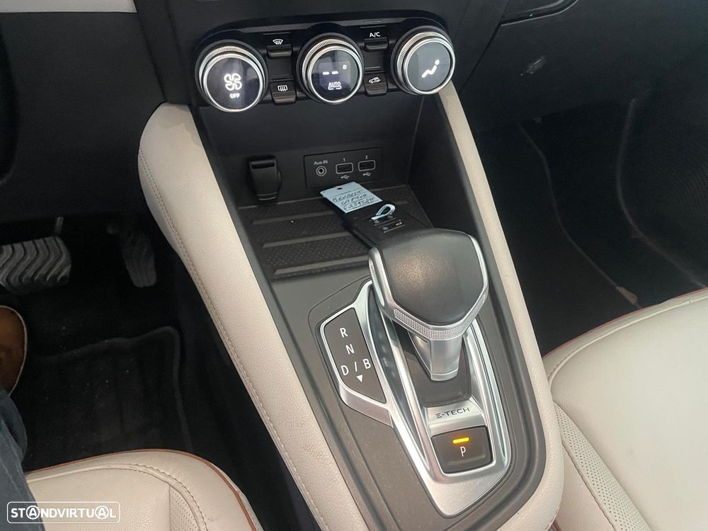 Renault Captur 1.6 E-Tech Plug-In Initiale Paris - 19