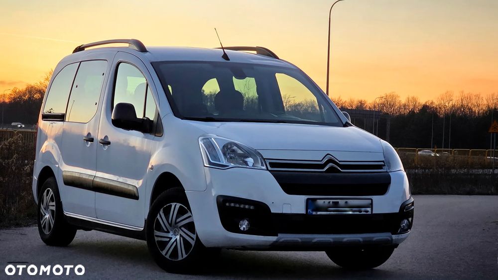 Citroën Berlingo Multispace PureTech 110 SHINE - 1
