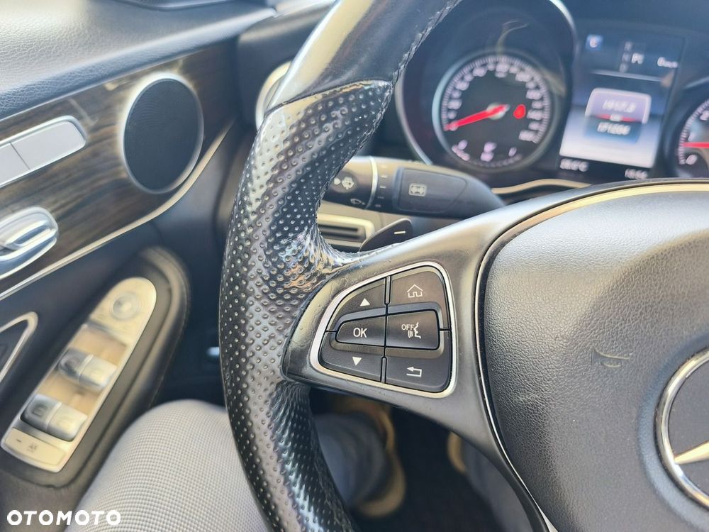 Mercedes-Benz Klasa C 300 7G-TRONIC Avantgarde - 32