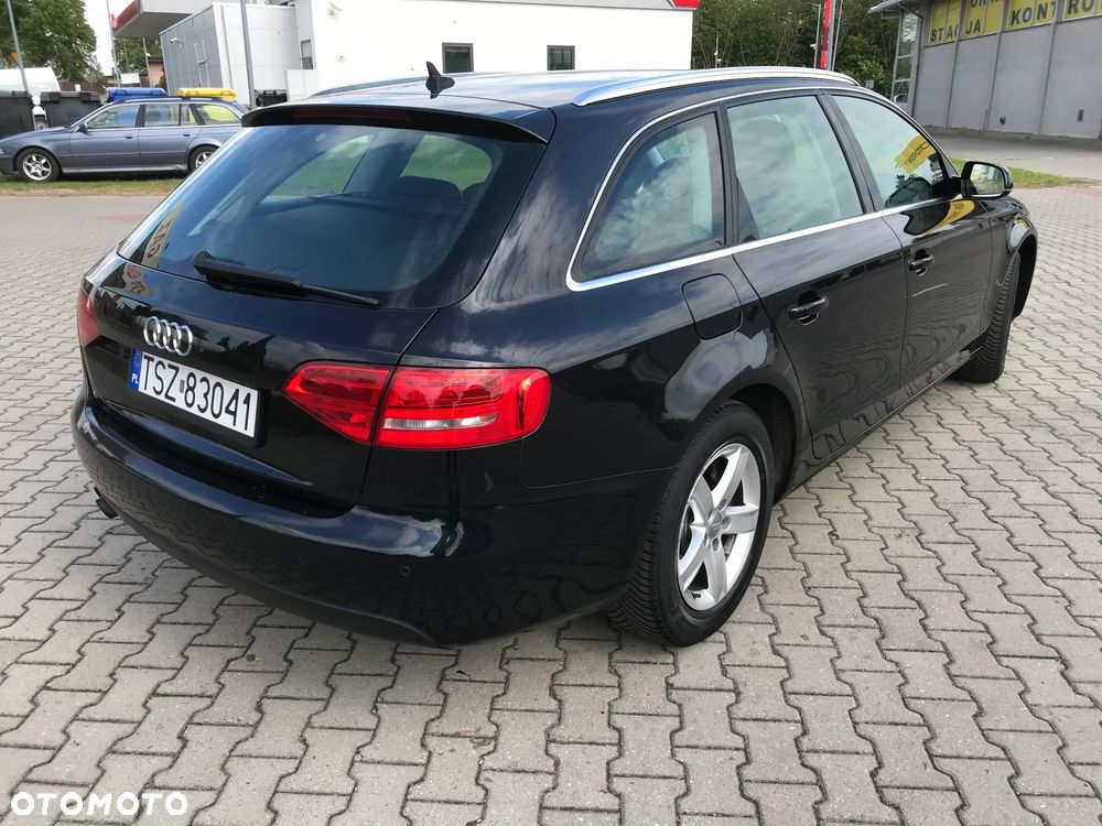 Audi A4 Avant 1.8 TFSI Ambiente - 8