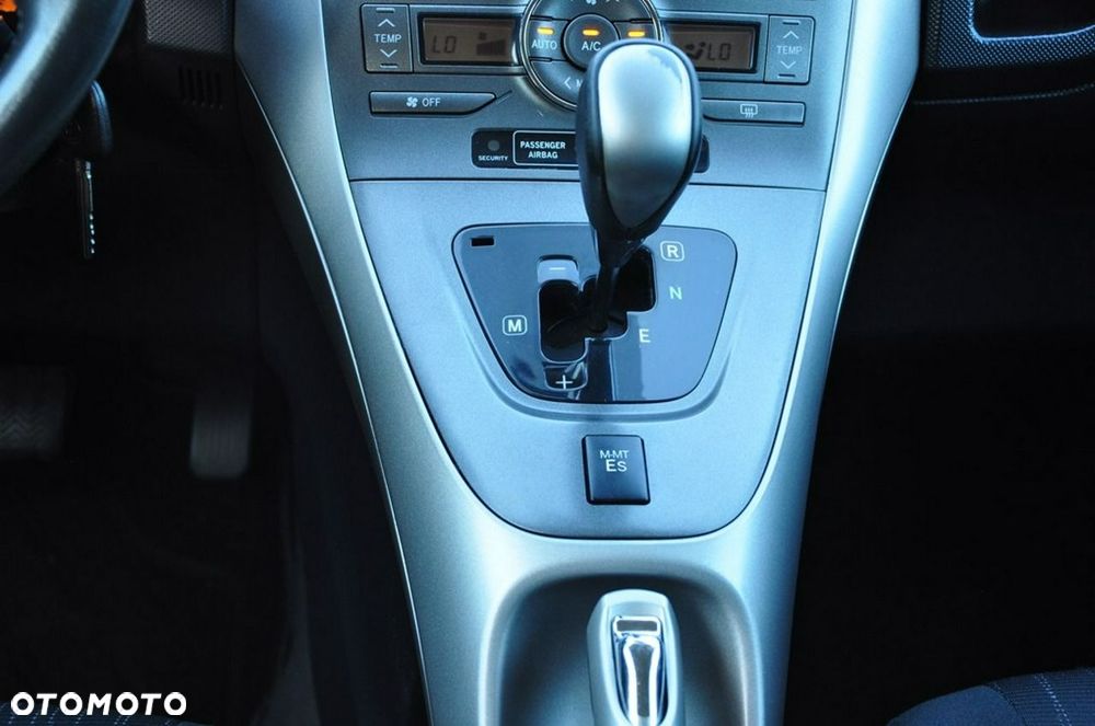 Toyota Auris - 33
