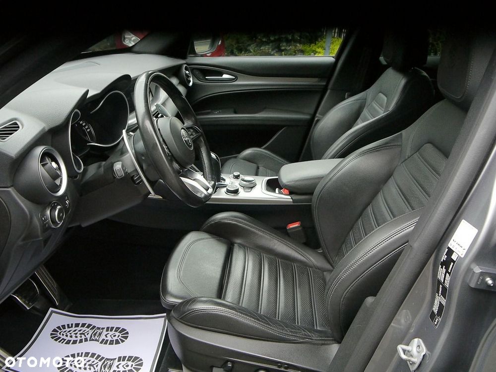 Alfa Romeo Stelvio 2.2 16V AT8 Q4 Super - 30