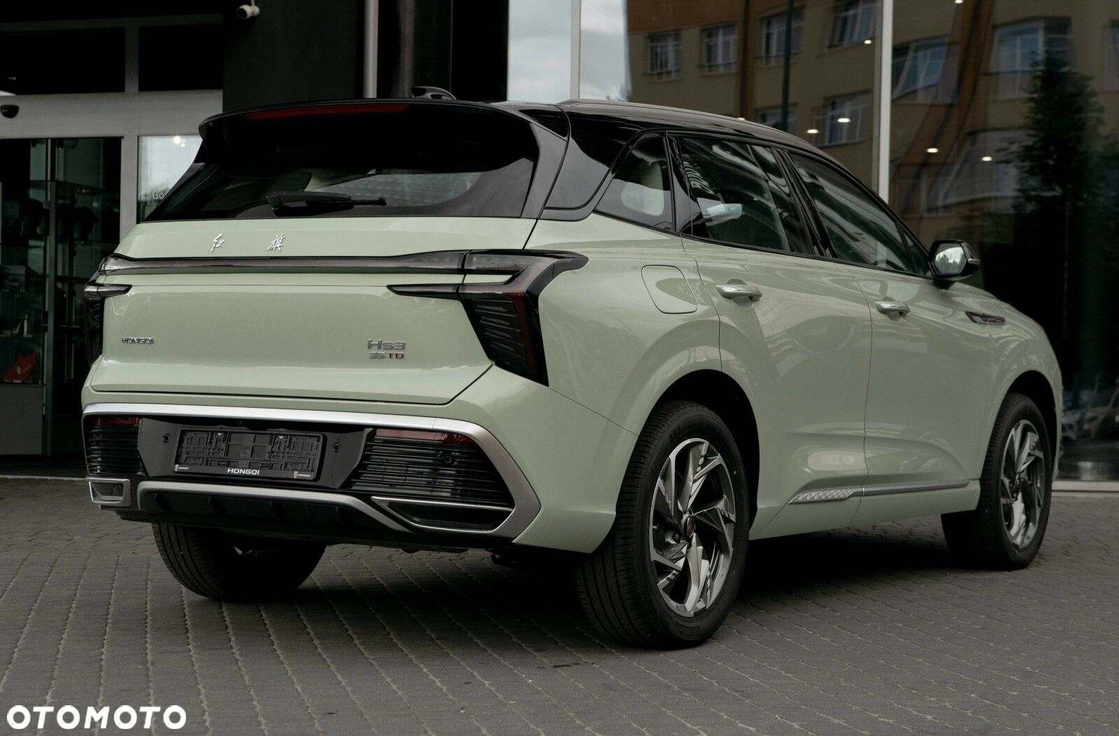 Hongqi HS3 - 9