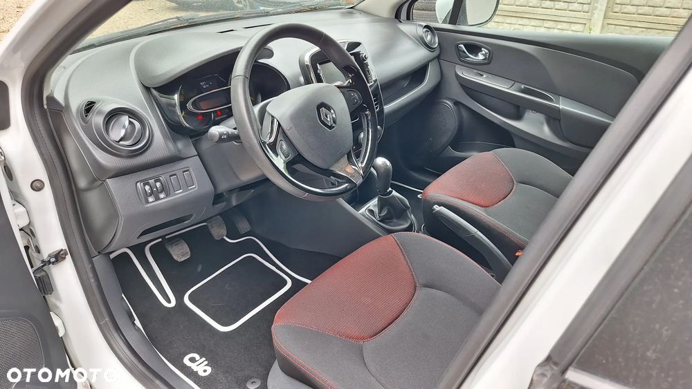 Renault Clio 1.2 16V Alize - 31