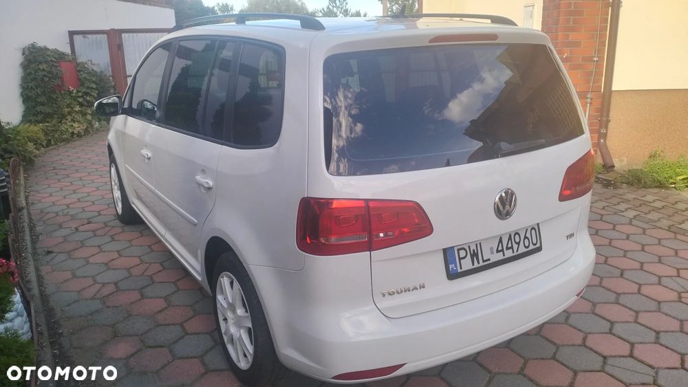 Volkswagen Touran 1.6 TDI DPF BlueMotion Technology DSG Comfortline - 5