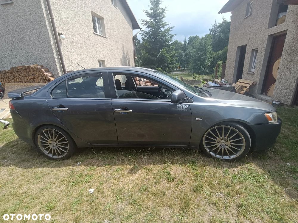 Mitsubishi Lancer 2.0 DID Intense - 2