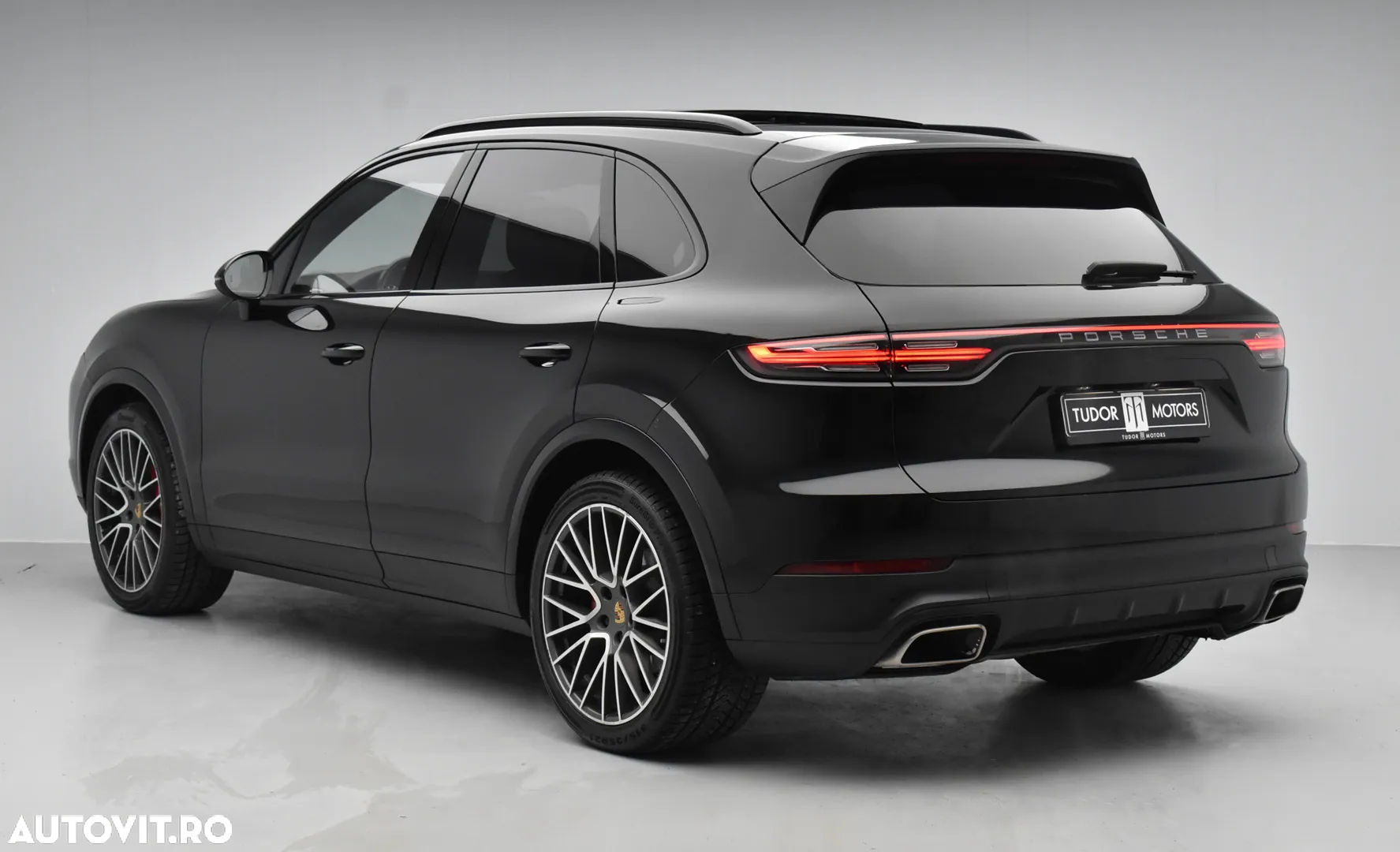 Porsche Cayenne Tiptronic S - 3
