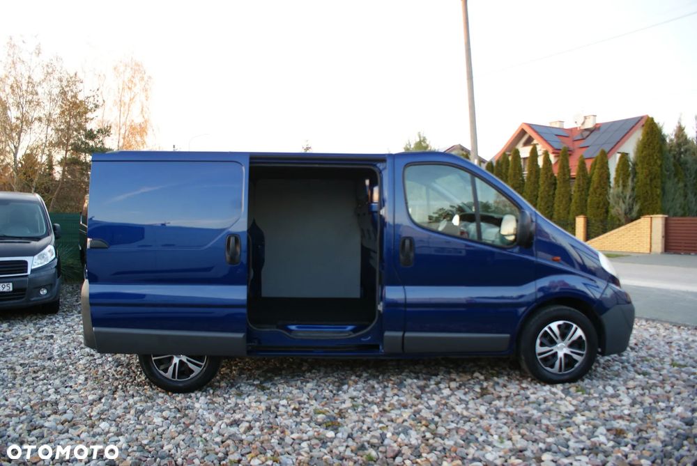 Opel Vivaro - 14