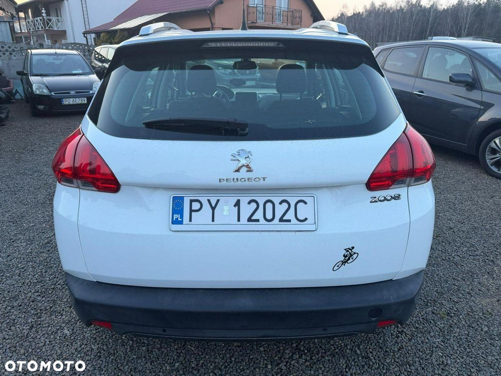 Peugeot 2008 - 13