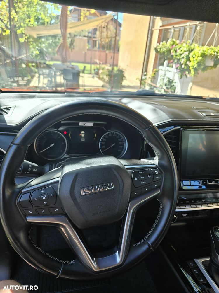 Isuzu D-Max 1.9 DSL 4x4 Double Cab AT Executive - 23