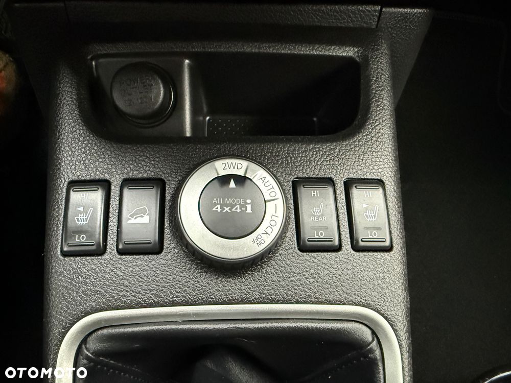 Nissan X-Trail 2.0 4x4 XE - 24