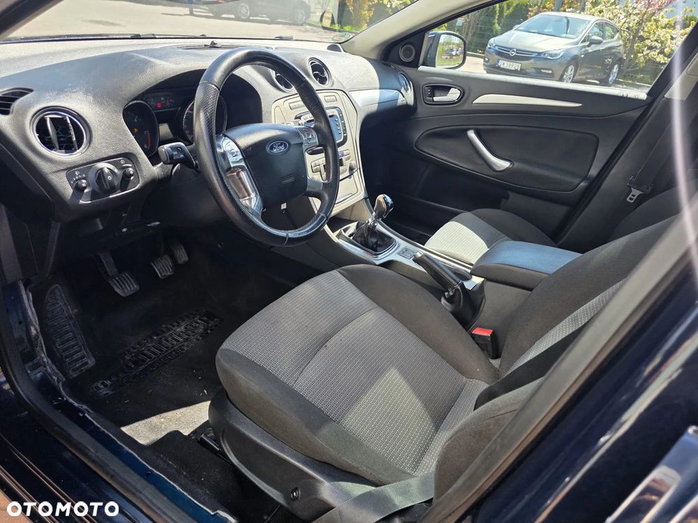 Ford Mondeo 2.0 TDCi EConetic - 10