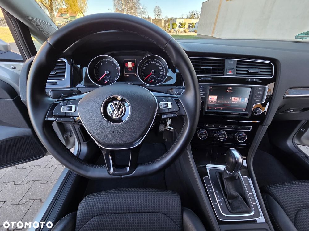 Volkswagen Golf 1.4 TSI ACT BlueMotion Technology DSG Highline - 30