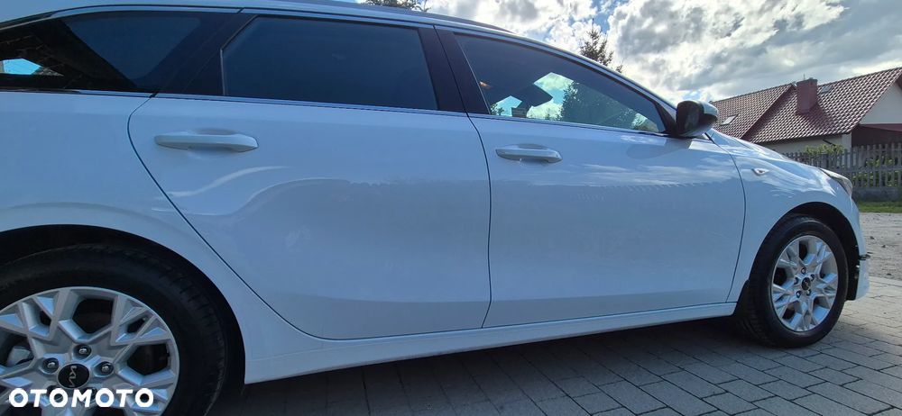 Kia Ceed 1.5 T-GDI M - 32