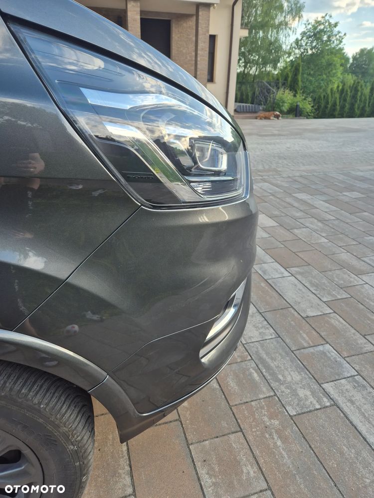 Ford Tourneo Custom - 8