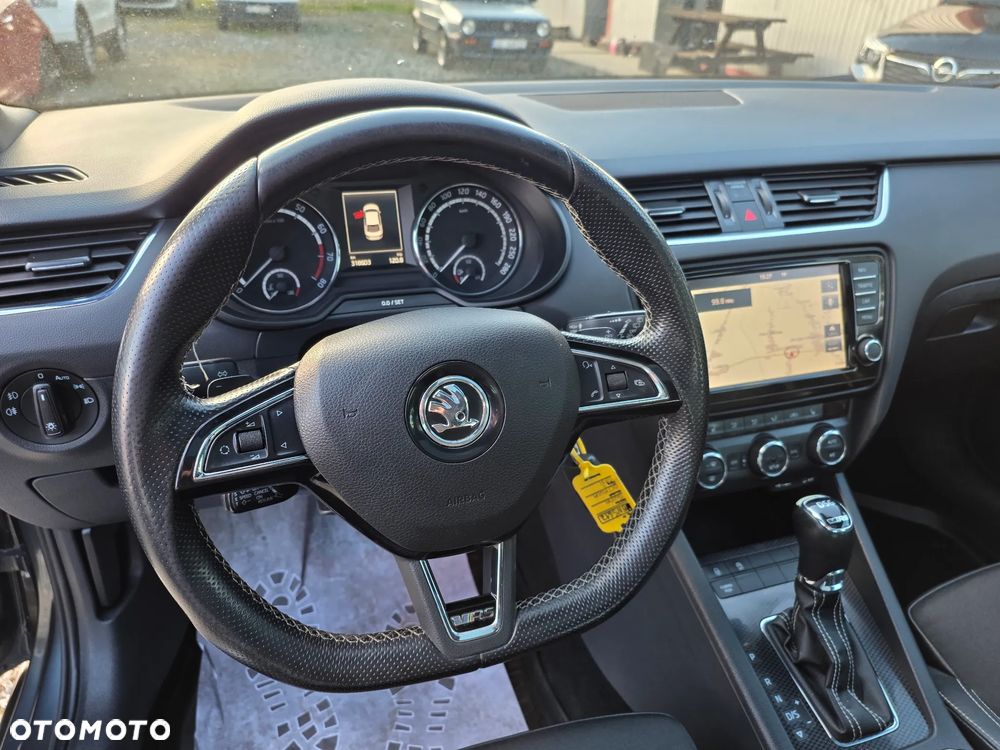 Skoda Octavia Combi 2.0 TSI (Green tec) DSG RS - 31
