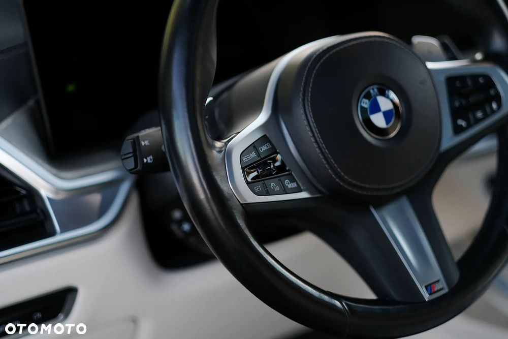 BMW X7 M50d sport - 31