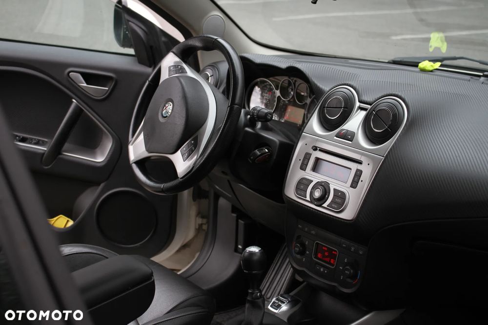 Alfa Romeo Mito 1.3 JTDM Distinctive S&S - 16