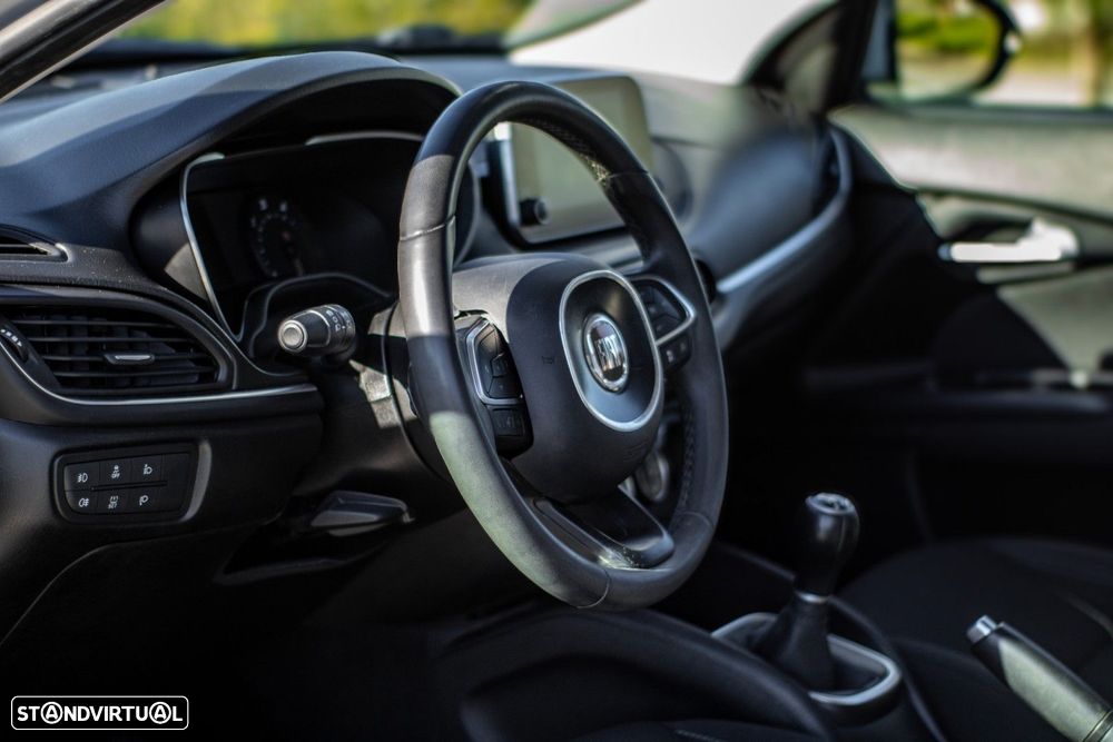 Fiat Tipo Station Wagon 1.3 M-Jet Lounge - 12