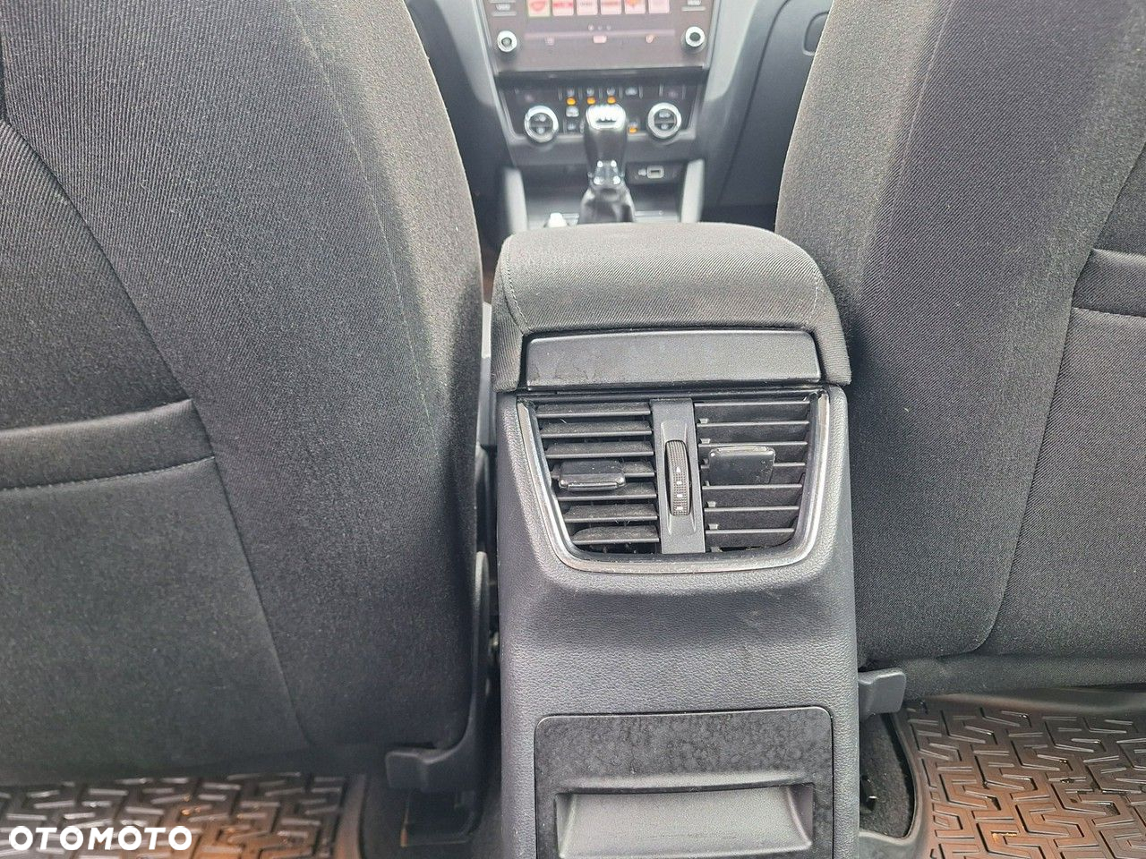 Skoda Octavia - 16