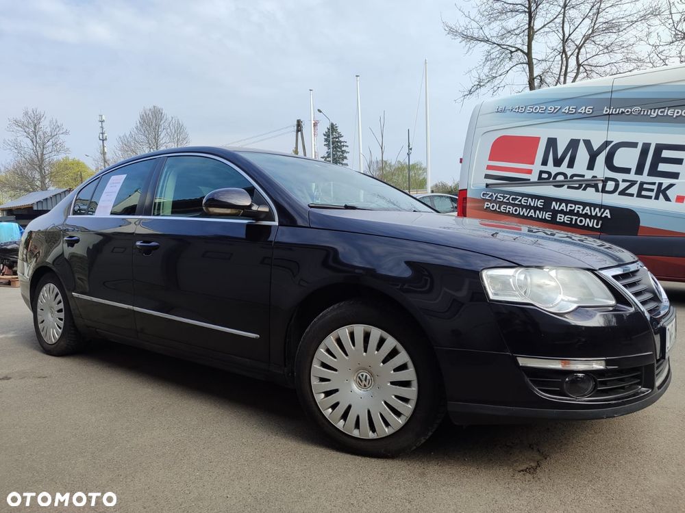 Volkswagen Passat 1.9 TDI Comfortline - 10