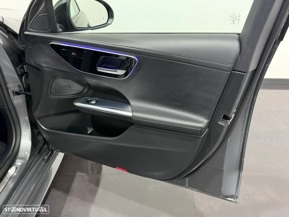 Mercedes-Benz C 300 e AMG Line - 46