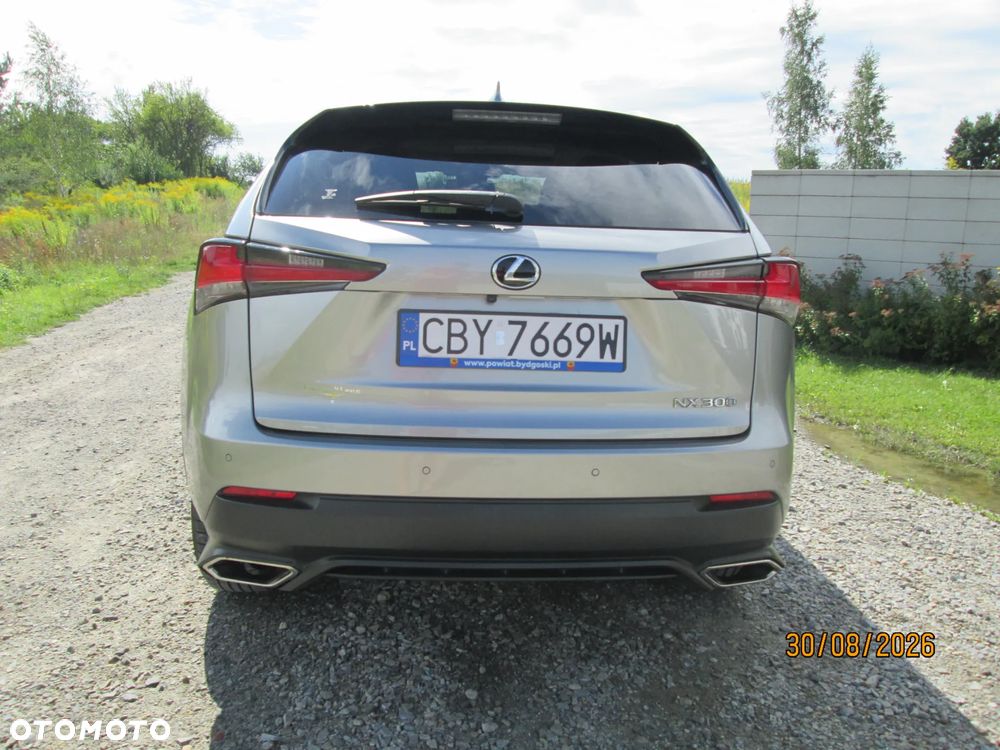 Lexus NX 300 - 3