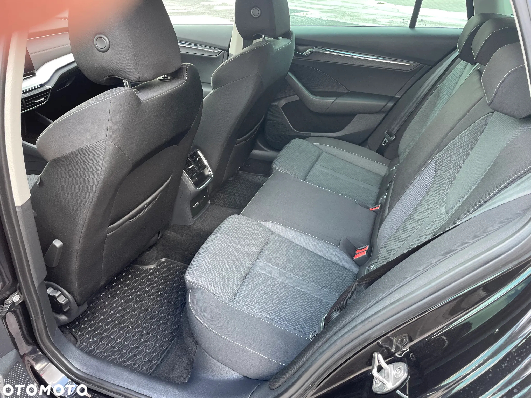 Skoda Octavia 2.0 TDI Style DSG - 12