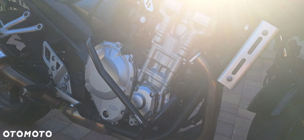 Suzuki Bandit - 10
