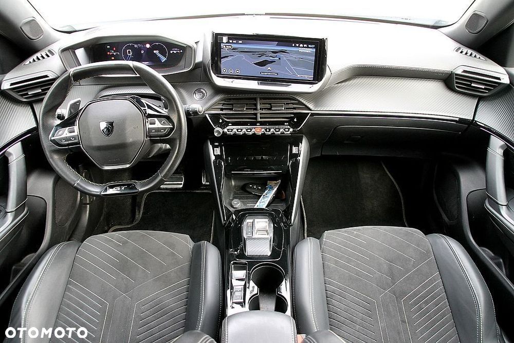 Peugeot 2008 1.2 PureTech GT S&S EAT8 - 28