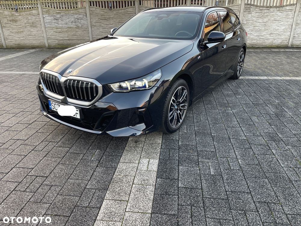 BMW Seria 5 520i mHEV M Sport - 2