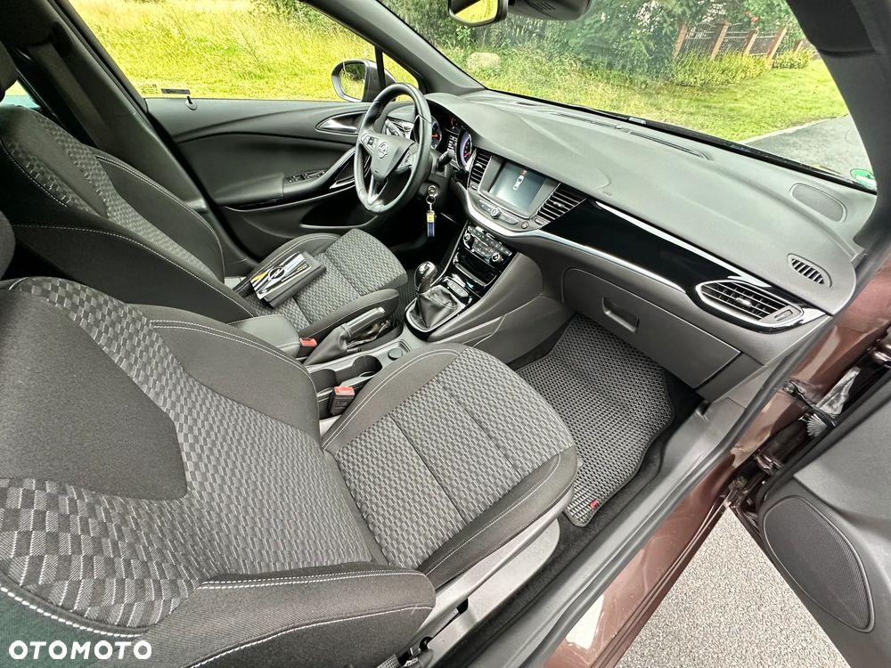 Opel Astra 1.4 T Dynamic - 28