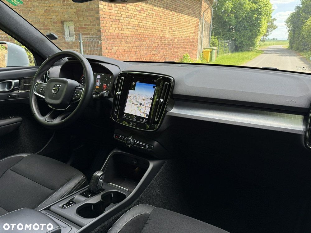 Volvo XC 40 D3 Momentum Pro - 11
