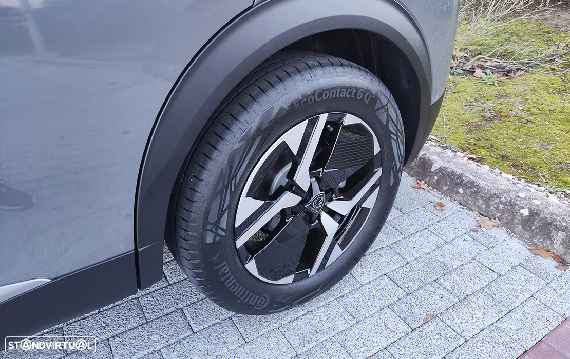 Peugeot e-2008 54 kWh Allure - 4