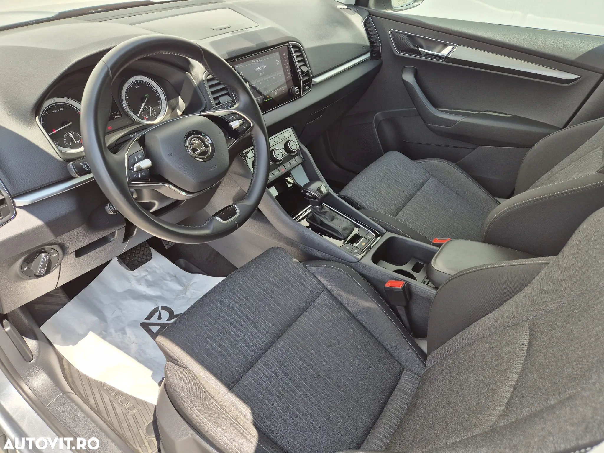 Skoda Karoq 1.5 TSI DSG Style - 10