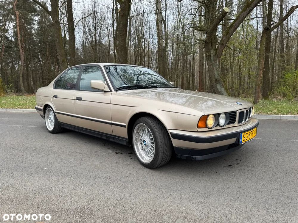 BMW Seria 5 520i - 1