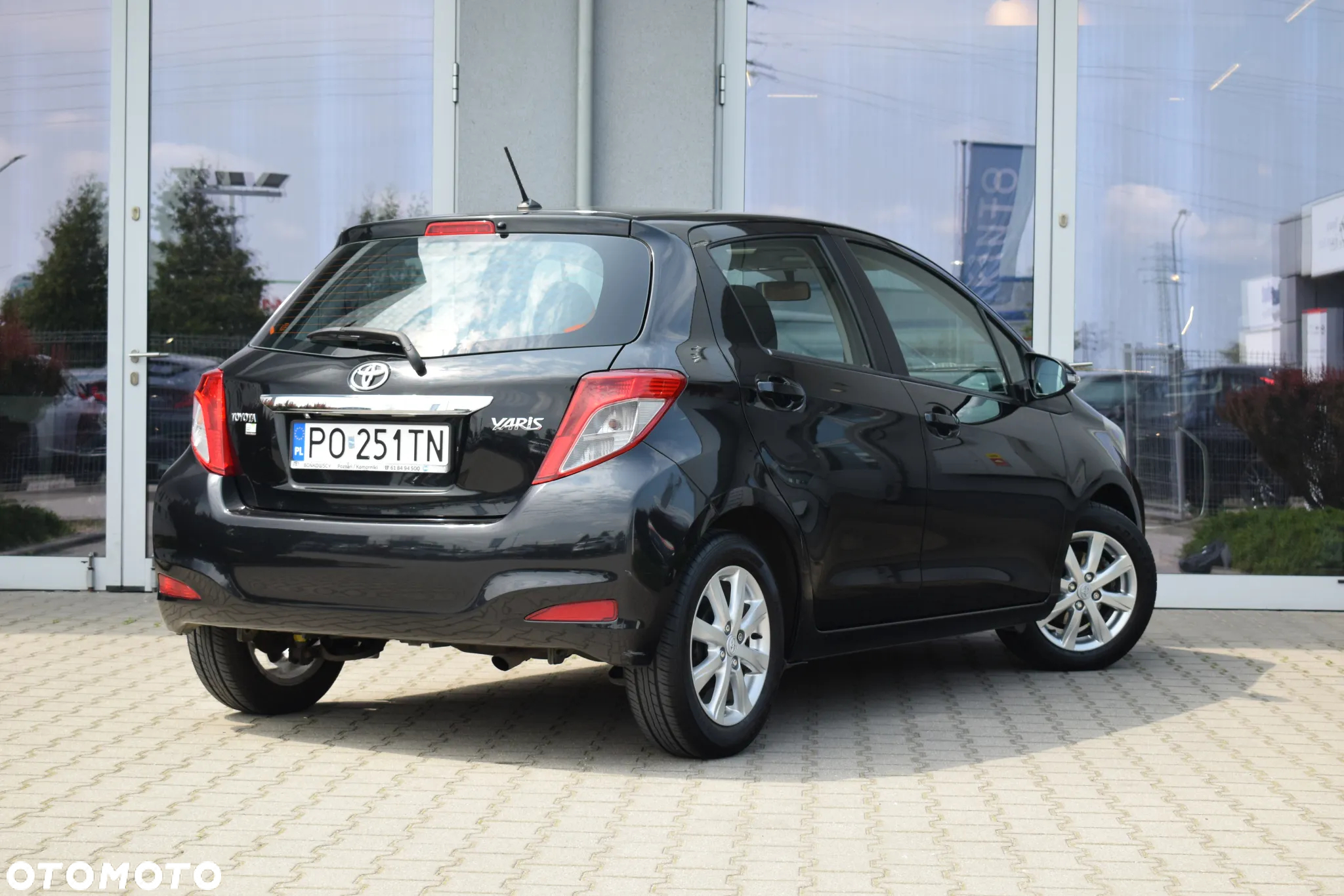 Toyota Yaris 1.33 Prestige - 4