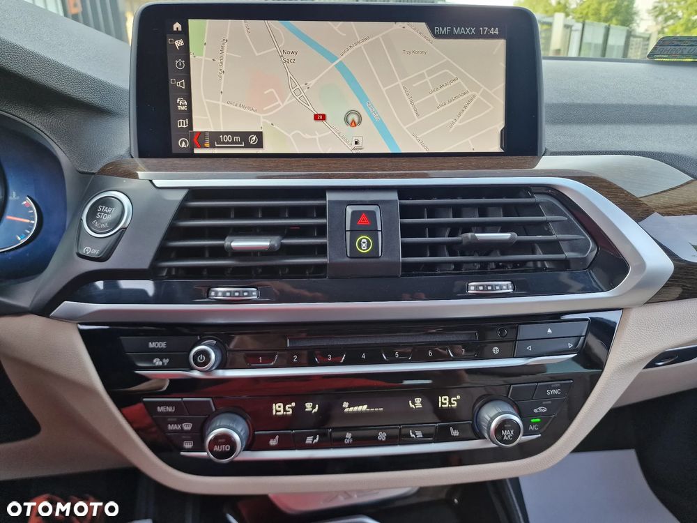 BMW X3 xDrive20d Business Edition - 8