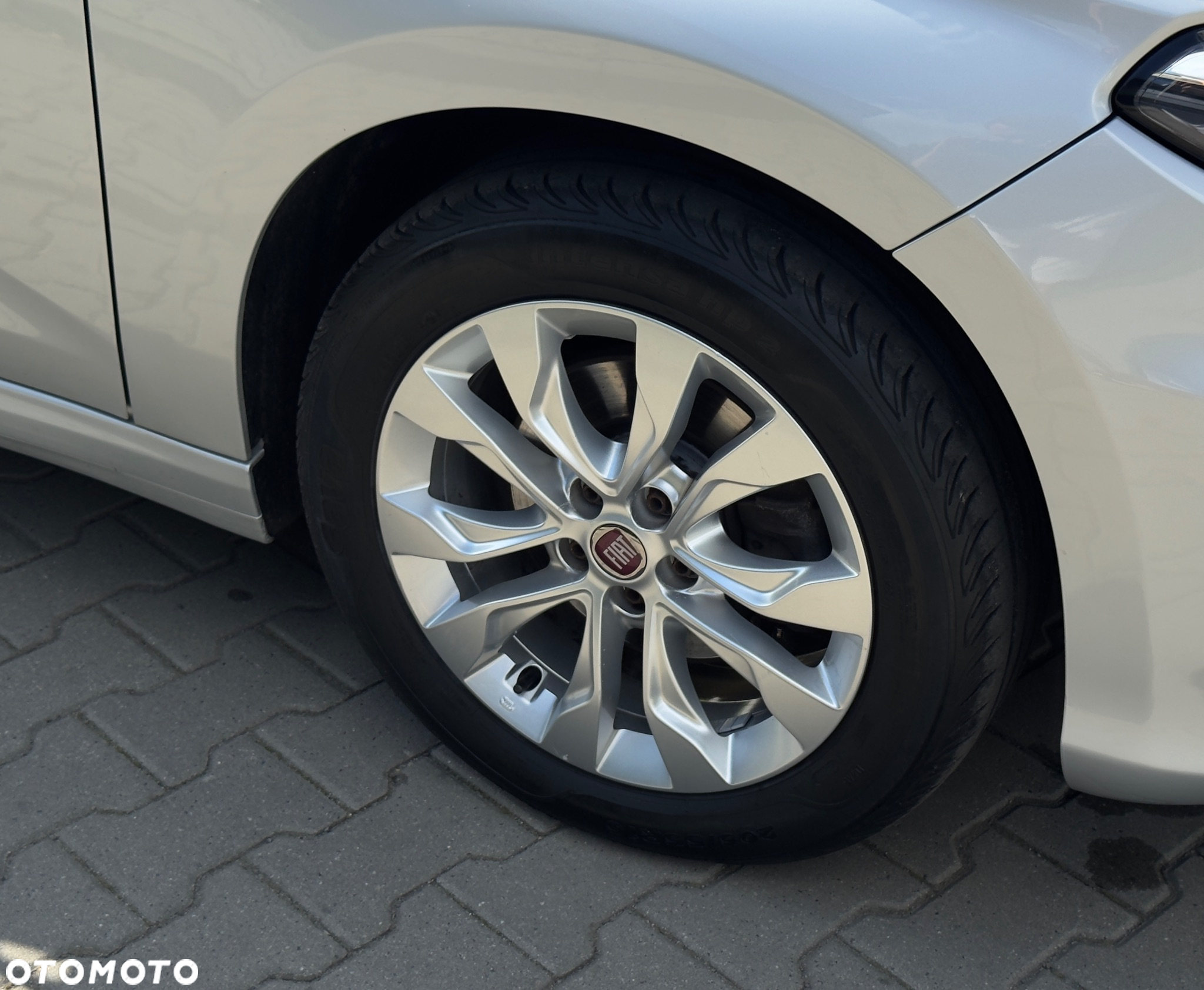 Fiat Tipo 1.4 T-Jet 16v Lounge EU6d - 4