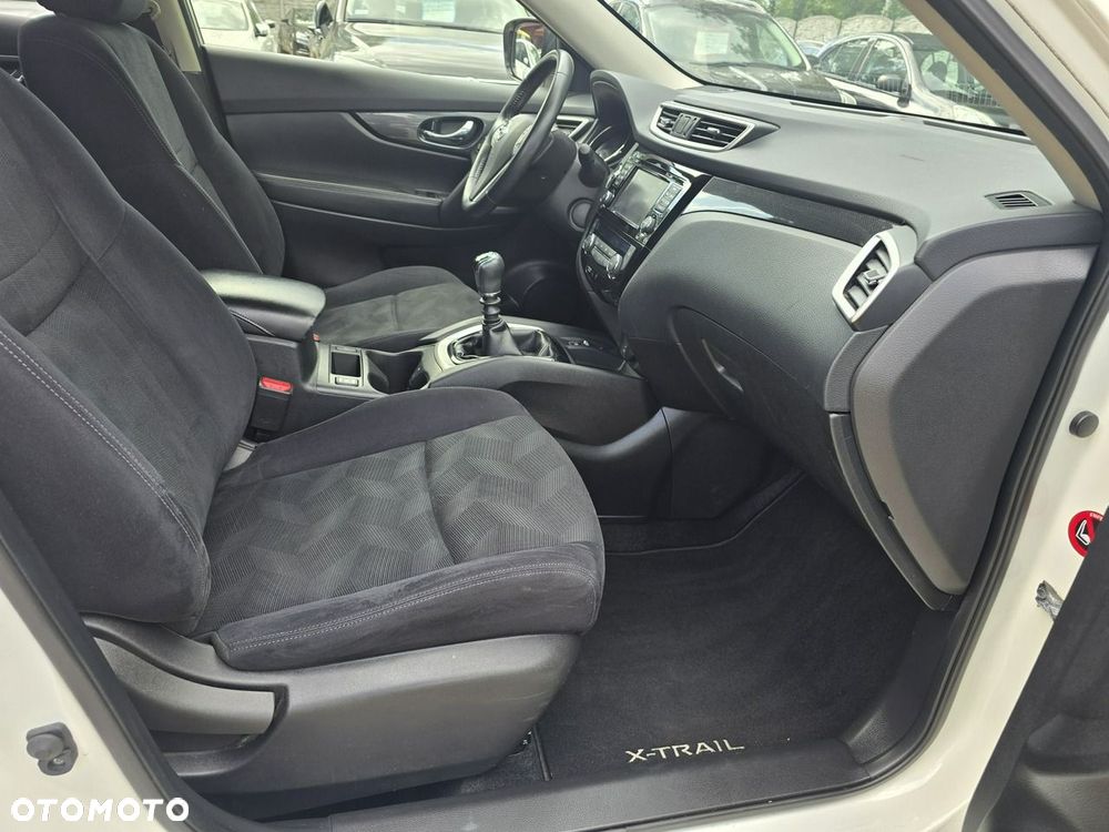Nissan X-Trail 1.6 DIG-T Tekna 2WD 7os - 9