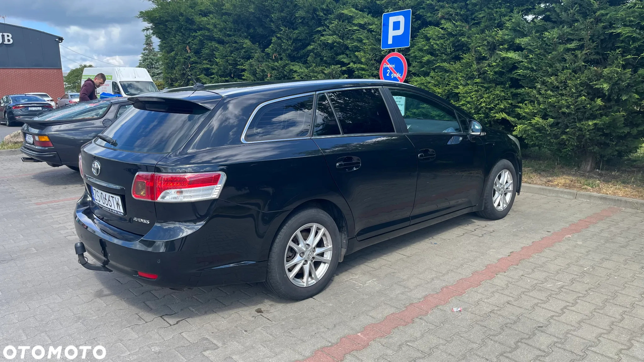 Toyota Avensis 1.8 Sol NAVI MS - 2