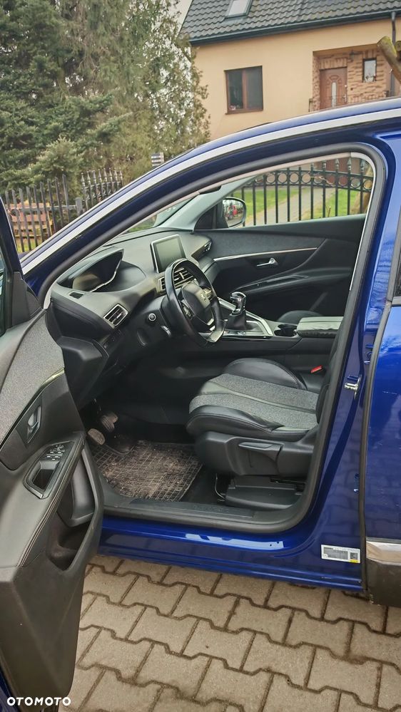 Peugeot 3008 - 8