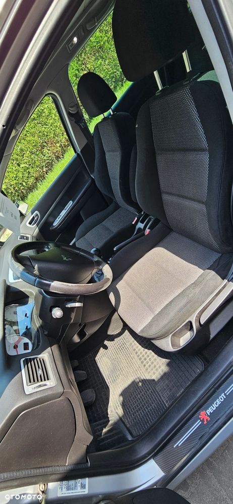 Peugeot 307 110 OXYGO - 14