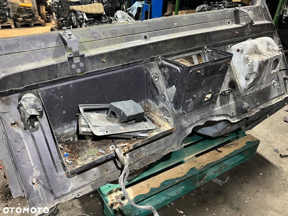 Przednia ściana grodziowa mercedes g-klasa w463 goła