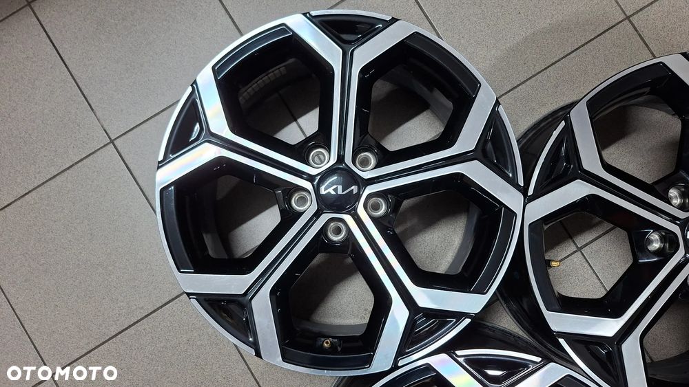 Felgi Aluminiowe 18 Kia Niro II 5x114.3 ET 52 - 11