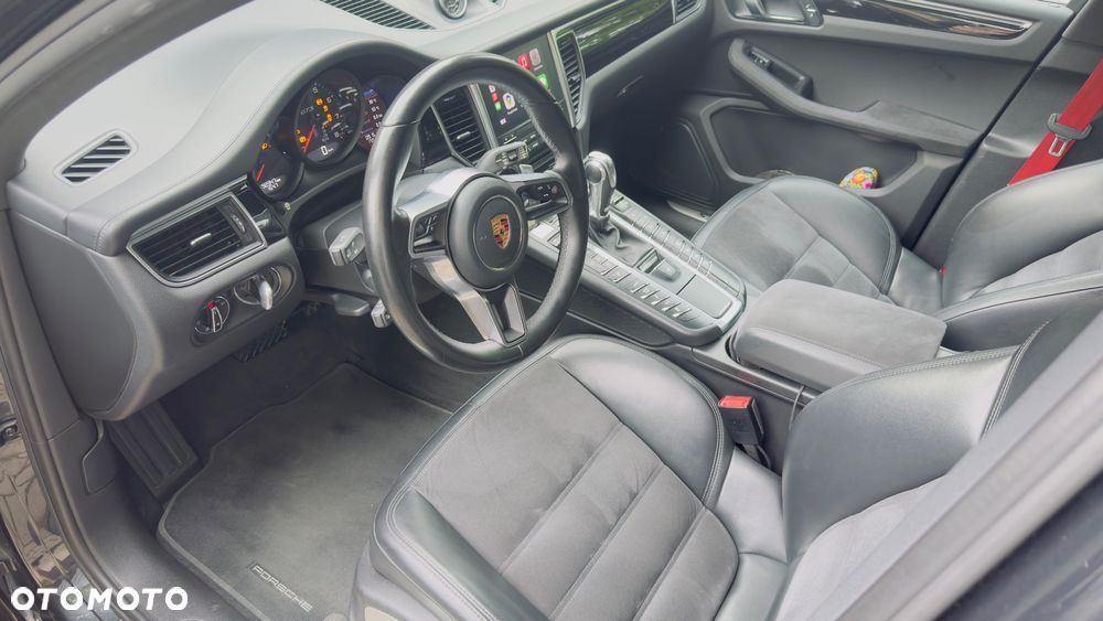 Porsche Macan - 12