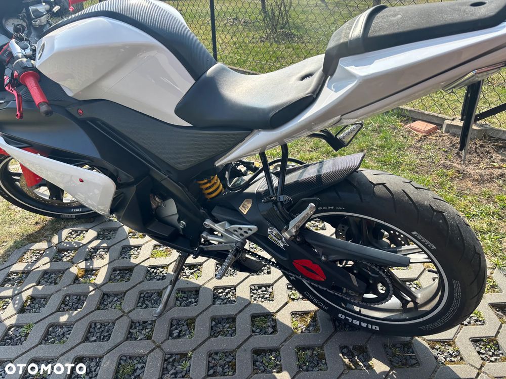 Yamaha R125 - 6