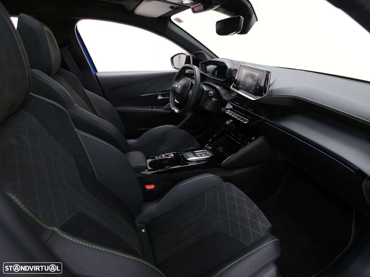 Peugeot e-208 50 kWh GT - 10