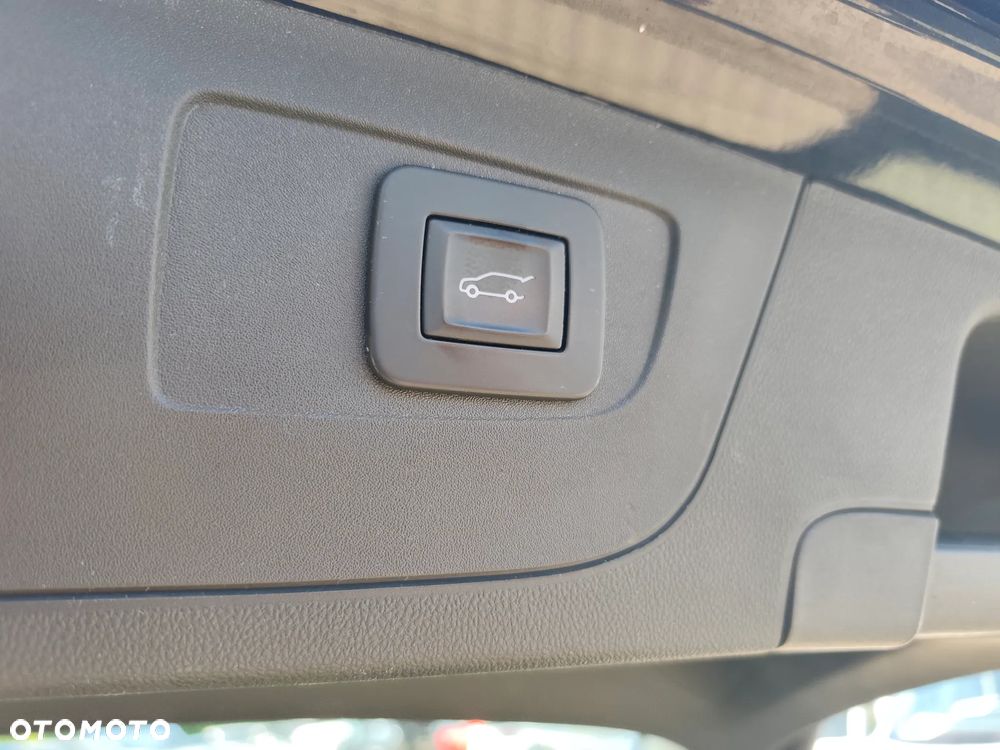 Opel Insignia 1.5 T Innovation S&S - 23