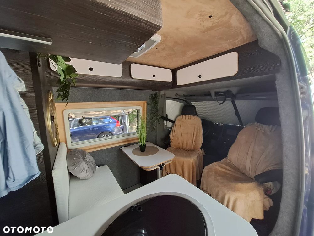 Mercedes-Benz sprinter - 7